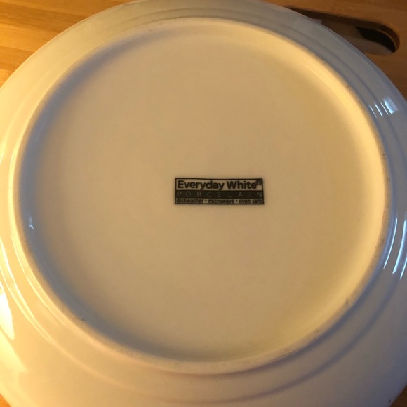 White Bowl - Picture 3 of 4